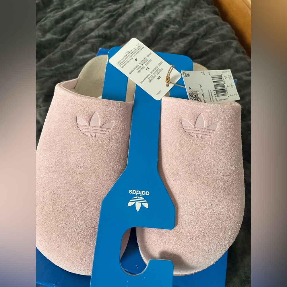 Rare sold out Adidas Light Pink Adimule Suede Slides size 9 US